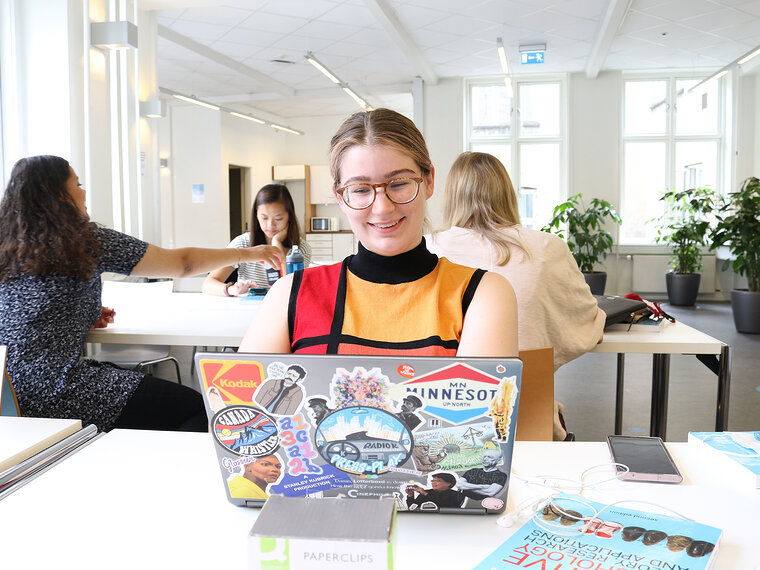 dis_Positive Psychology Positive Psychology