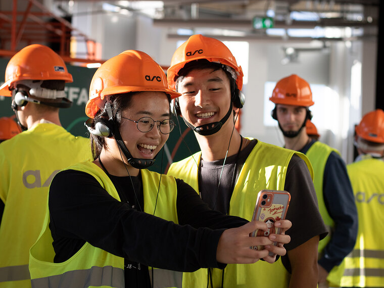 dis_staying safe abroad_1